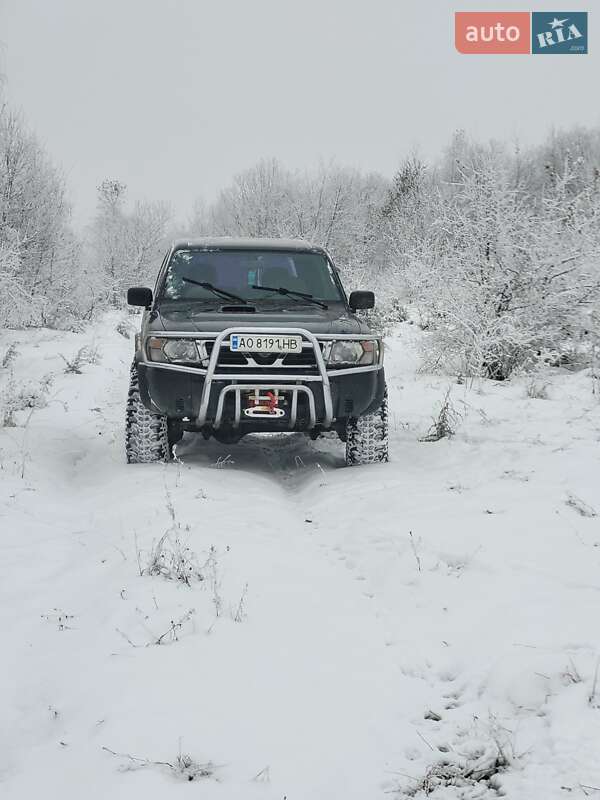 1998 nissan patrol