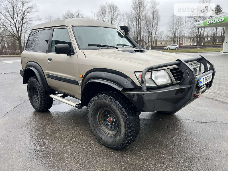 1998 nissan patrol