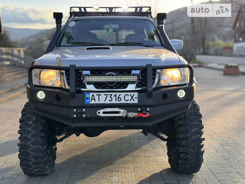 2005 nissan patrol