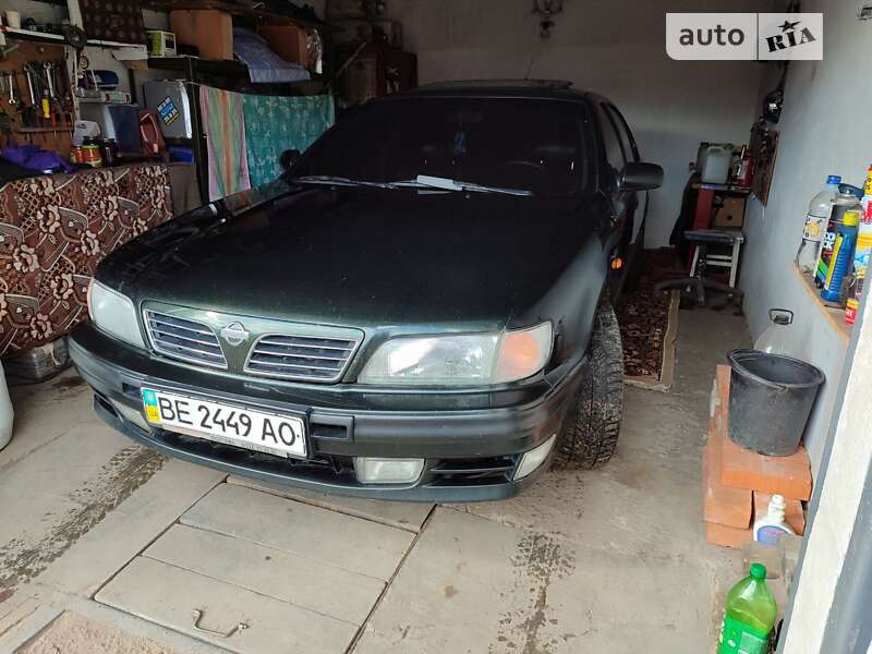 1996 nissan maxima