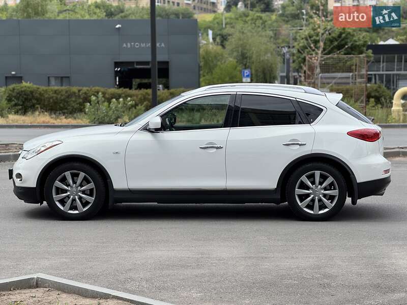 2008 infiniti ex35