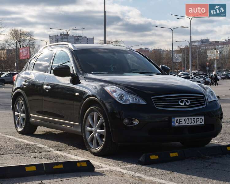 2008 infiniti ex35