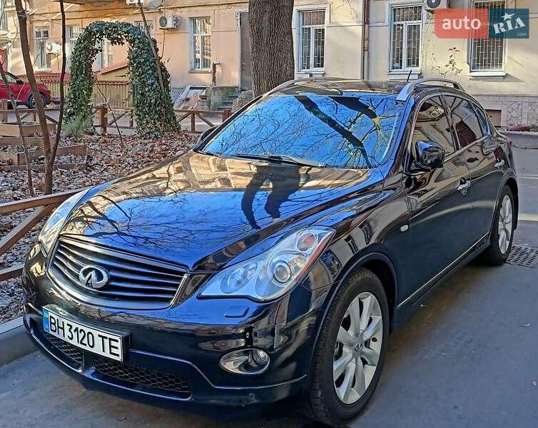 2008 infiniti ex35