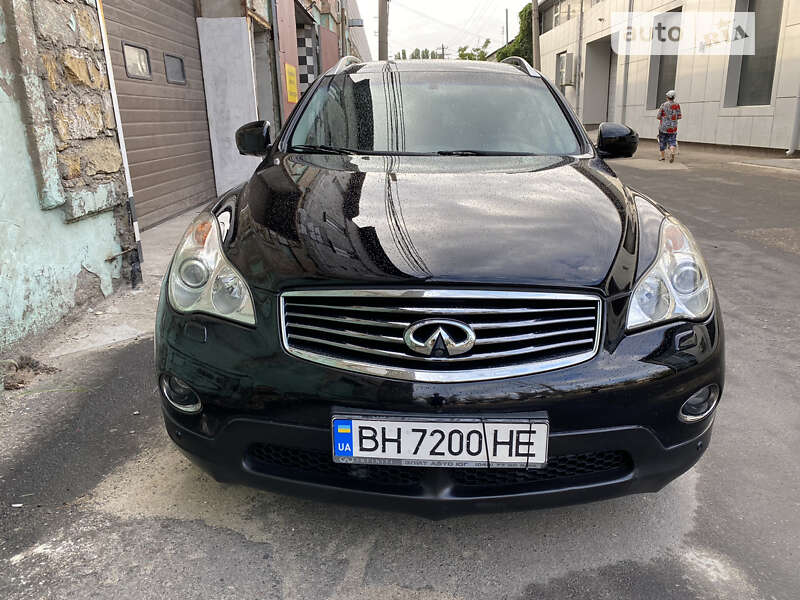 2008 infiniti ex35