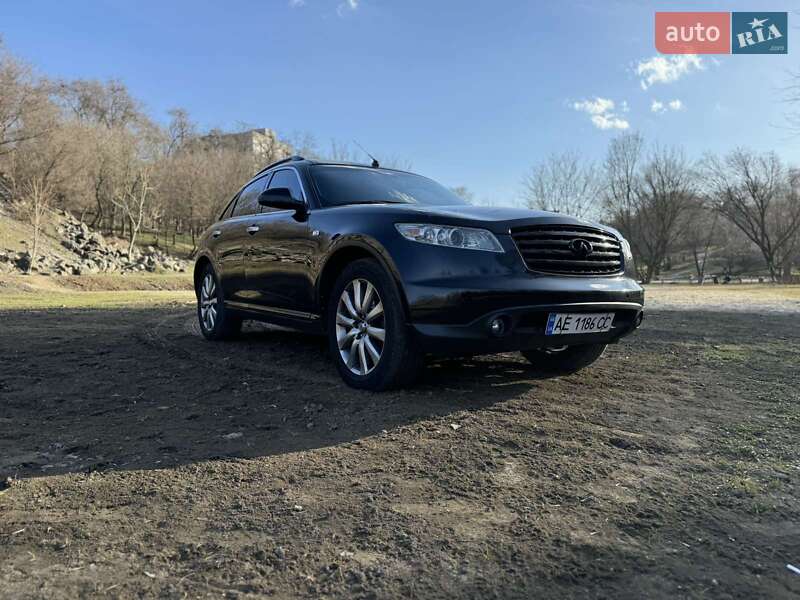 2007 infiniti fx35