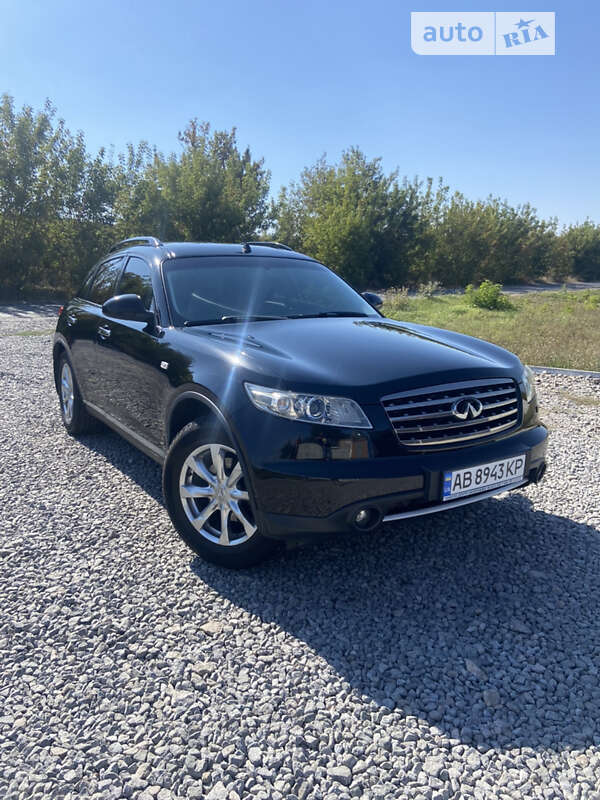 2007 infiniti fx35