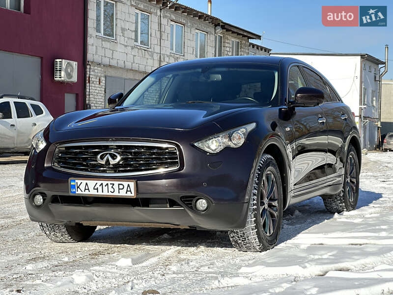 2008 infiniti fx35