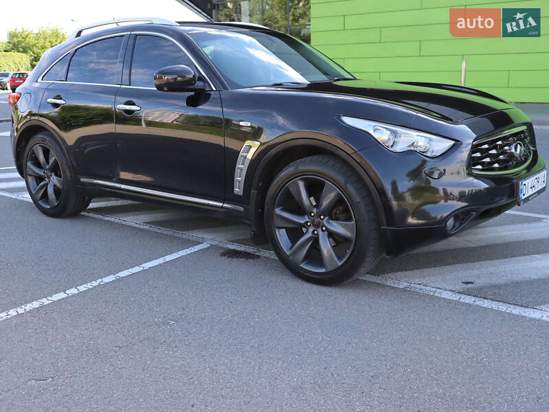 2008 infiniti fx35