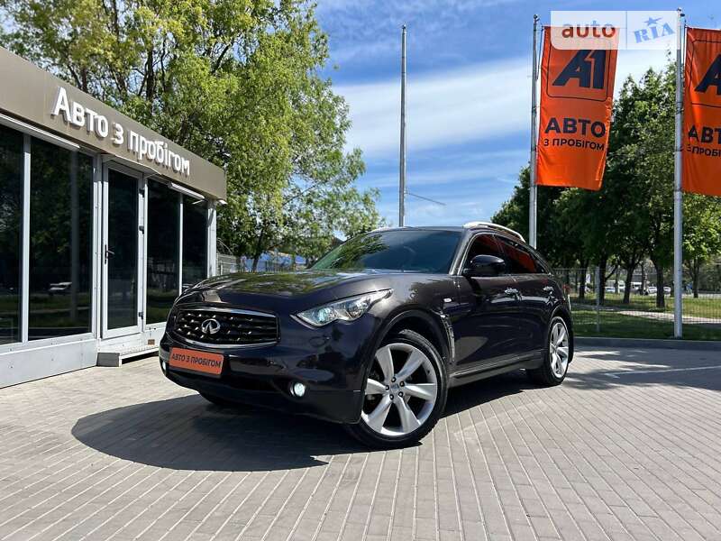 2009 infiniti fx35