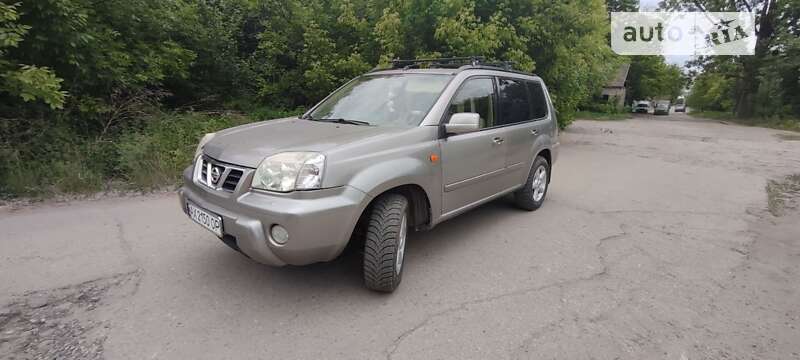 2002 nissan x-trail