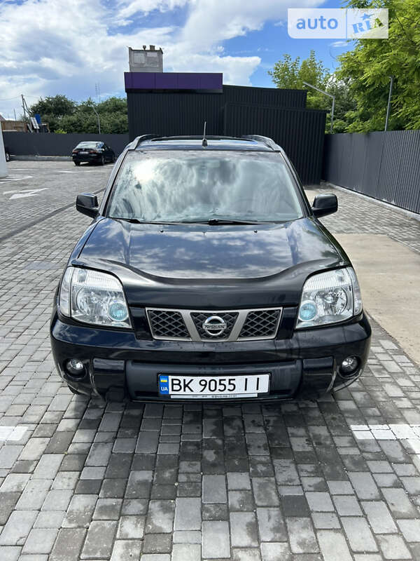 2002 nissan x-trail