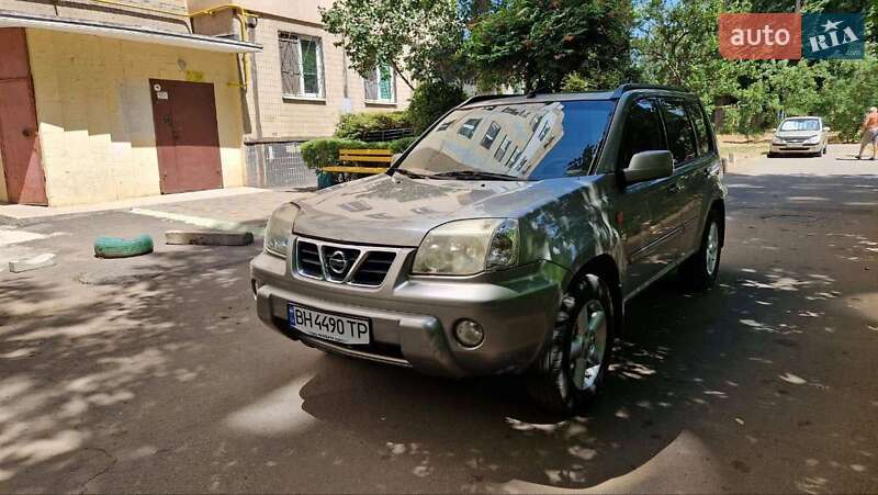 2002 nissan x-trail