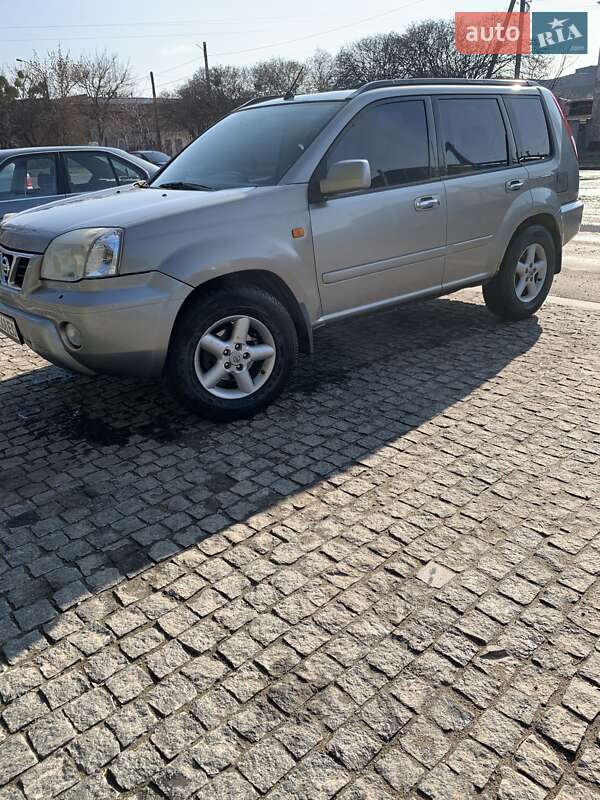 2002 nissan x-trail