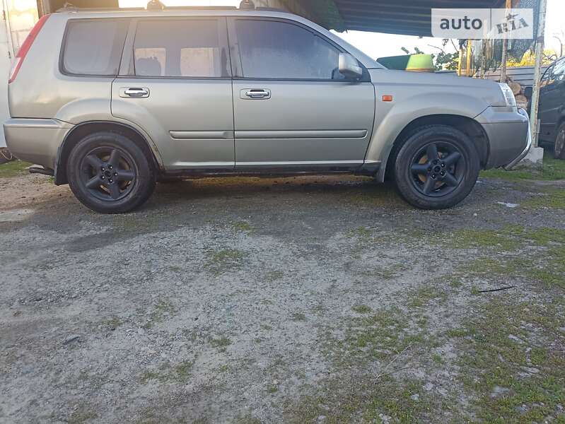 2003 nissan x-trail