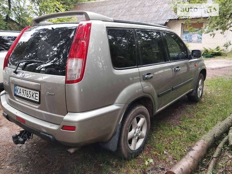 2002 nissan x-trail