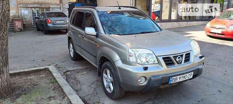 2003 nissan x-trail