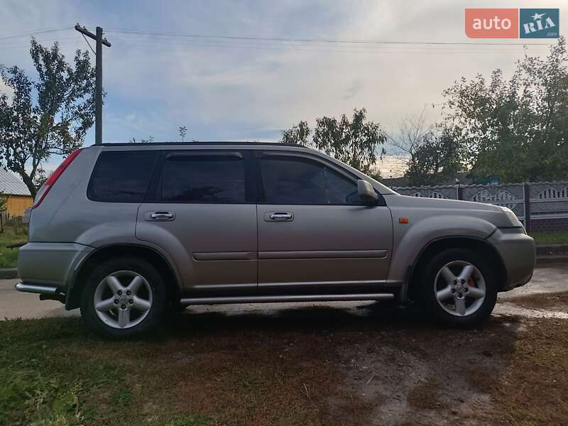 2003 nissan x-trail