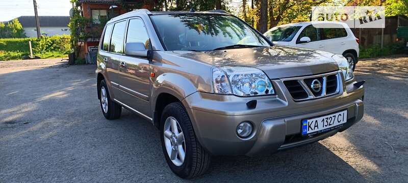 2003 nissan x-trail