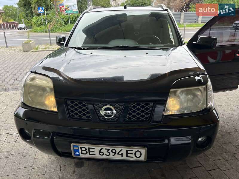 2004 nissan x-trail