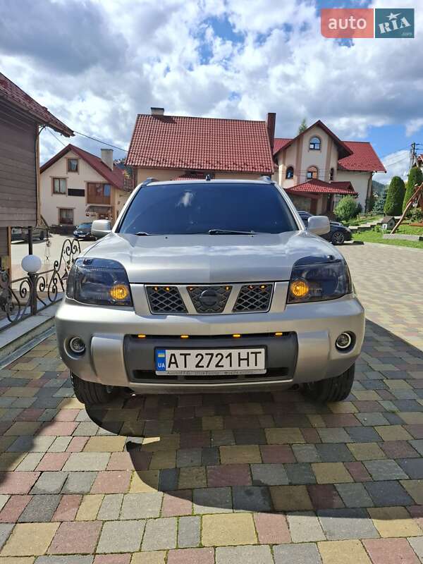 2004 nissan x-trail