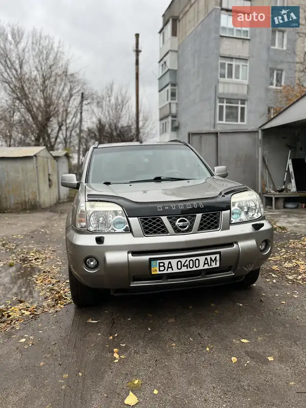 2005 nissan x-trail