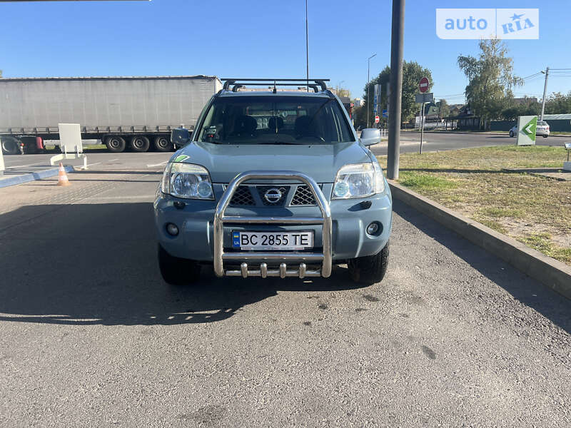 2005 nissan x-trail