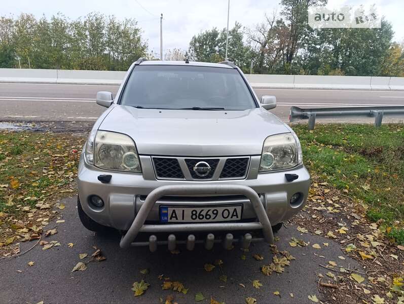 2005 nissan x-trail