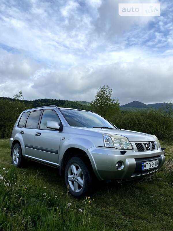 2005 nissan x-trail