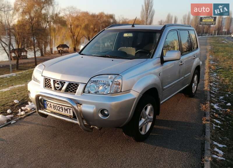 2005 nissan x-trail