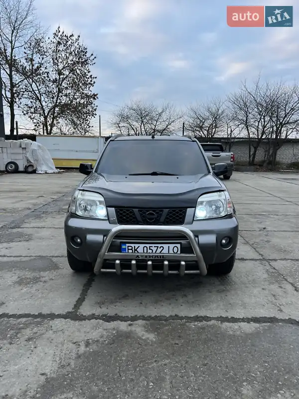 2006 nissan x-trail