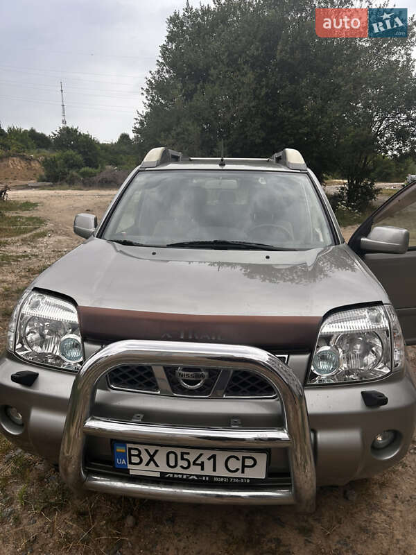 2006 nissan x-trail