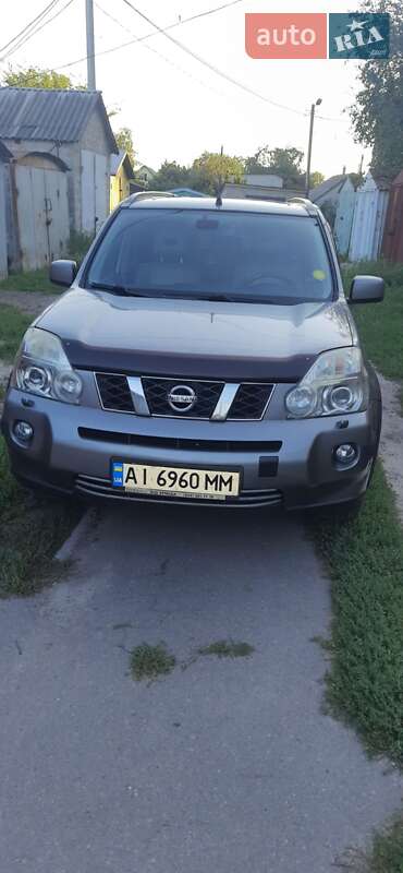 2008 nissan x-trail