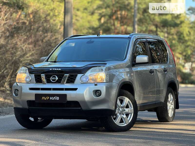 2010 nissan x-trail