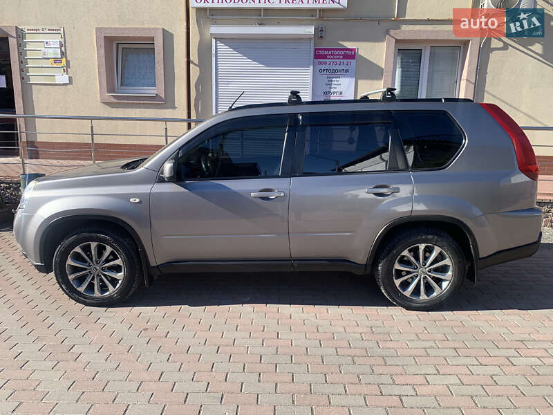 2011 nissan x-trail