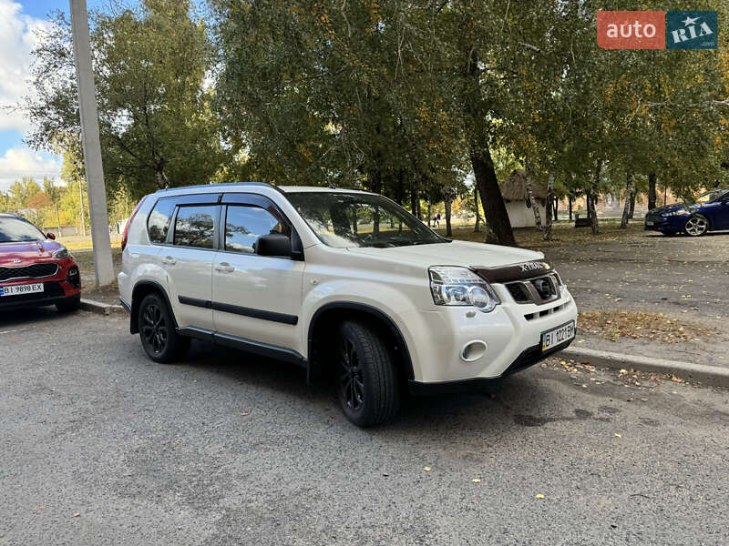 2011 nissan x-trail