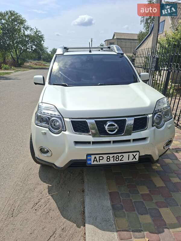 2012 nissan x-trail