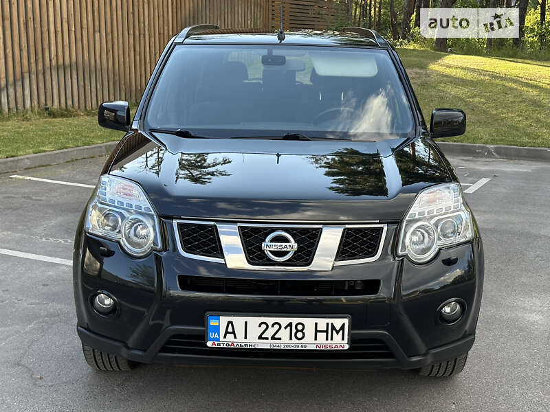 2012 nissan x-trail