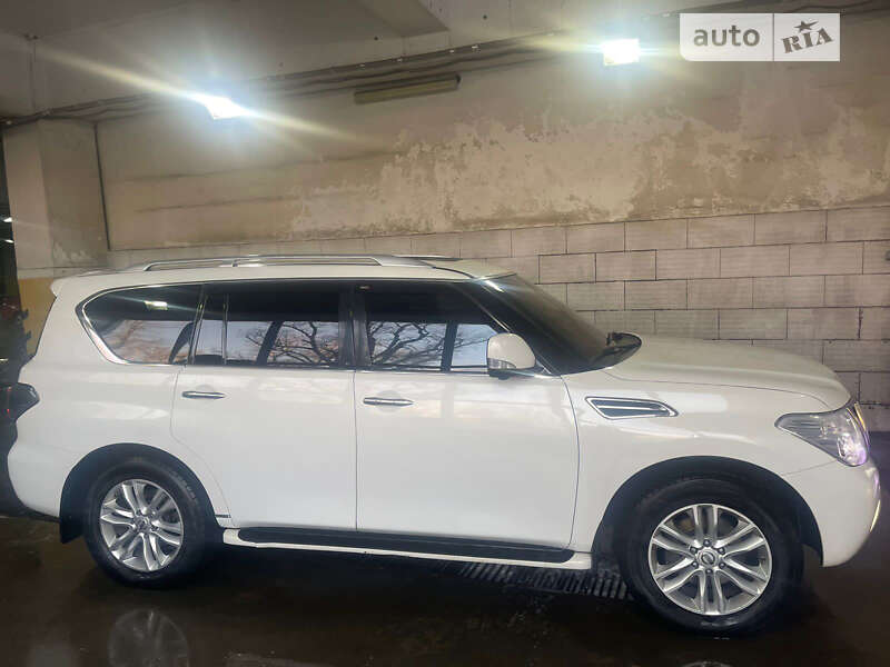 2012 nissan patrol