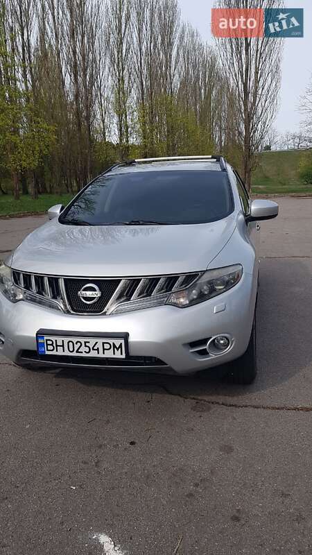 2010 nissan murano