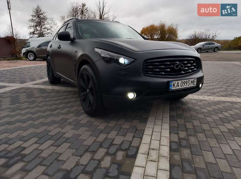 2009 infiniti fx50