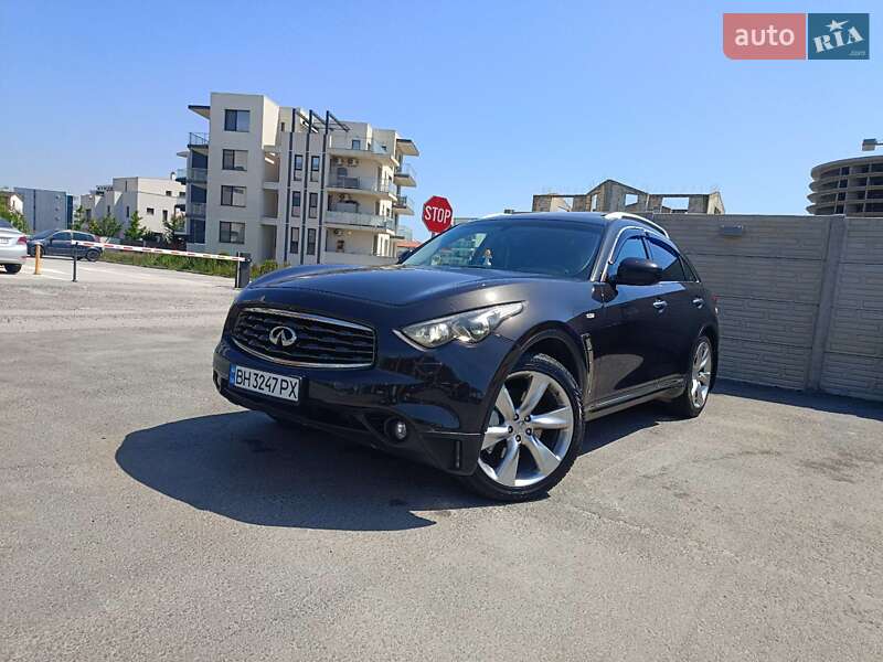 2009 infiniti fx50