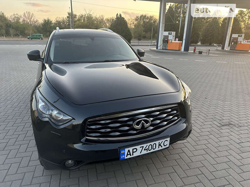 2009 infiniti fx50