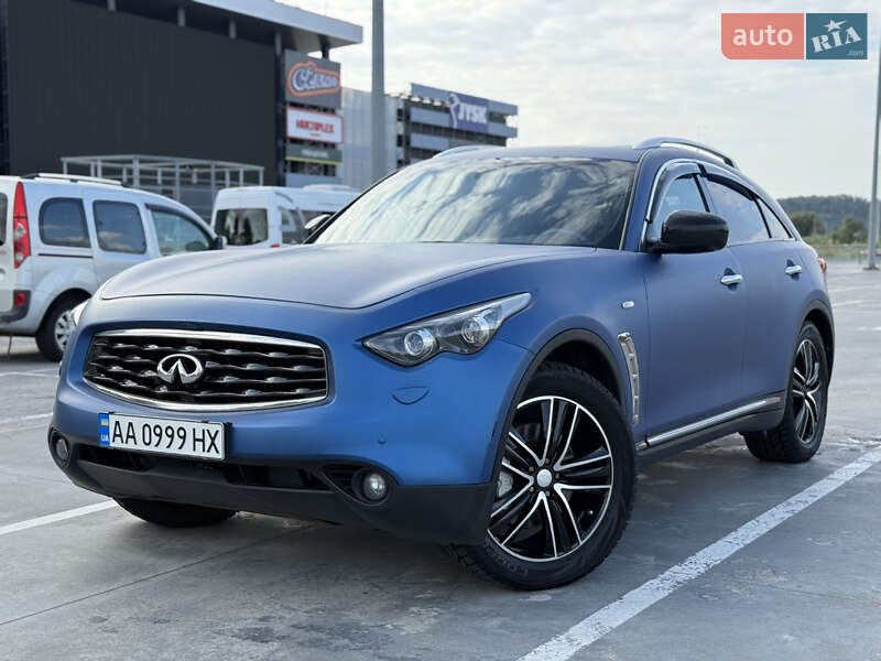 2009 infiniti fx50