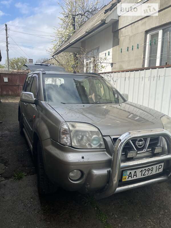2003 nissan x-trail