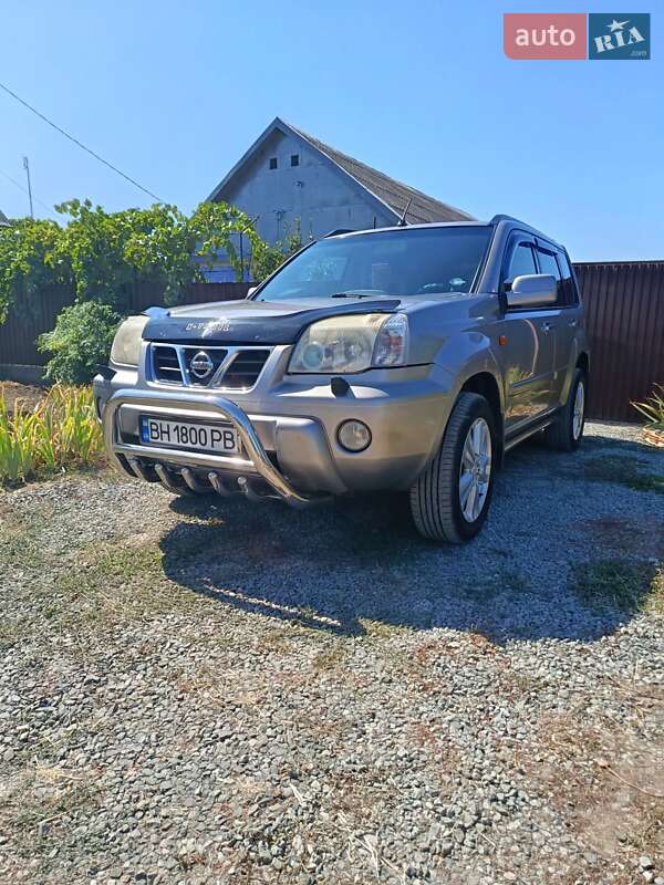 2003 nissan x-trail