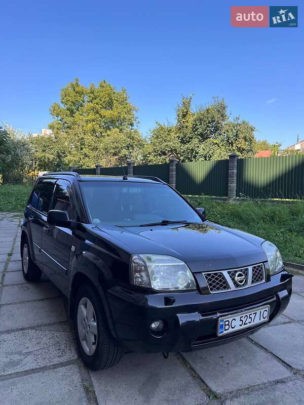 2004 nissan x-trail
