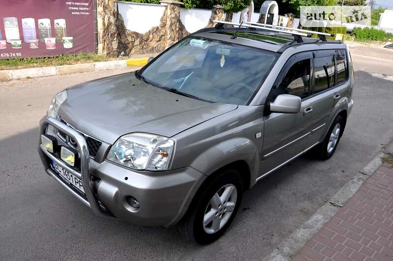2004 nissan x-trail