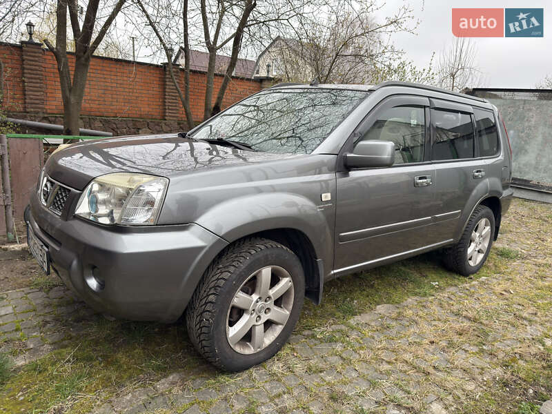 2006 nissan x-trail