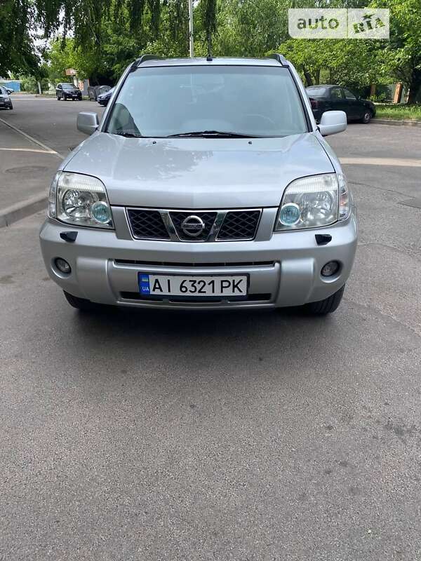 2006 nissan x-trail