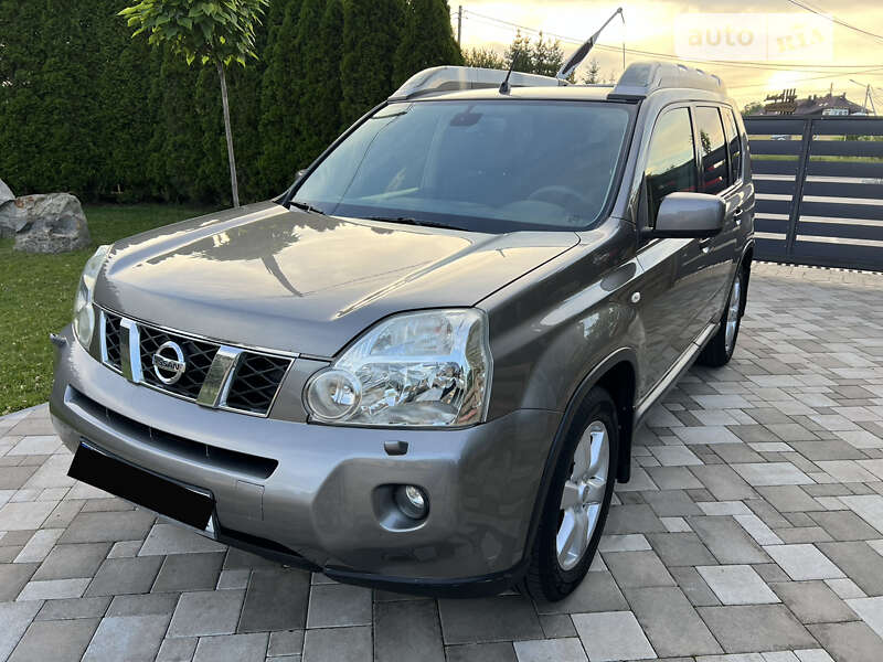 2008 nissan x-trail